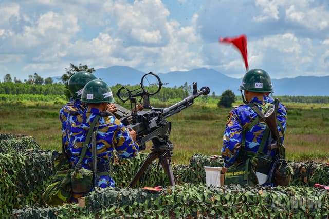 Khai mạc Diễn tập chiến thuật, bắn đạn thật lực lượng phòng không khu vực phía Nam năm 2026