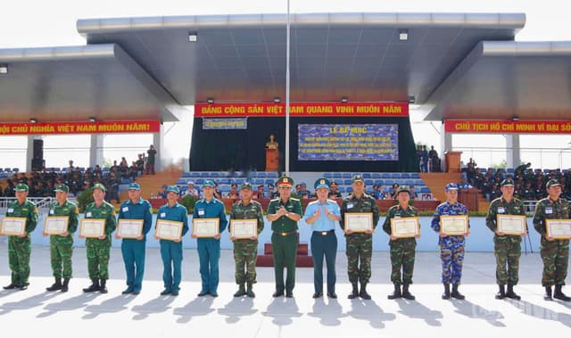 Bế mạc Diễn tập chiến thuật, bắn đạn thật lực lượng phòng không lục quân phía Nam