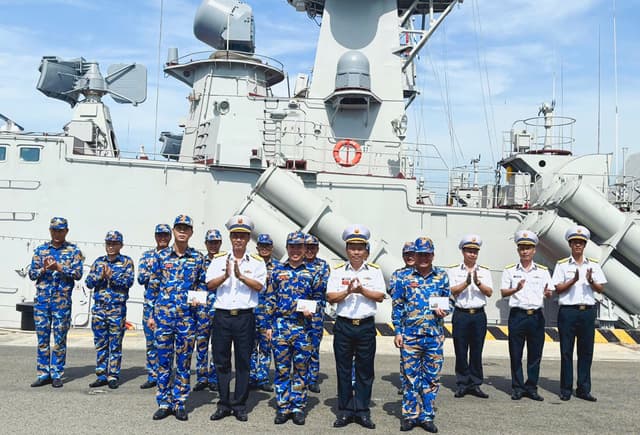 Lữ đoàn 167 tổ chức Hội thi khởi động máy chính đầu xuân