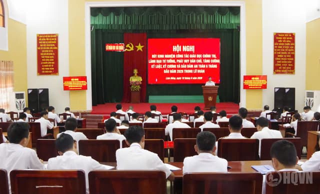 Lữ đoàn 681 rút kinh nghiệm công tác giáo dục chính trị, lãnh đạo tư tưởng