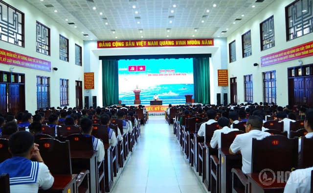Trường Cao đẳng Kỹ thuật Hải quân đối thoại dân chủ quý III năm 2026