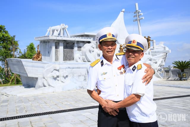 Một đời theo những hải trình