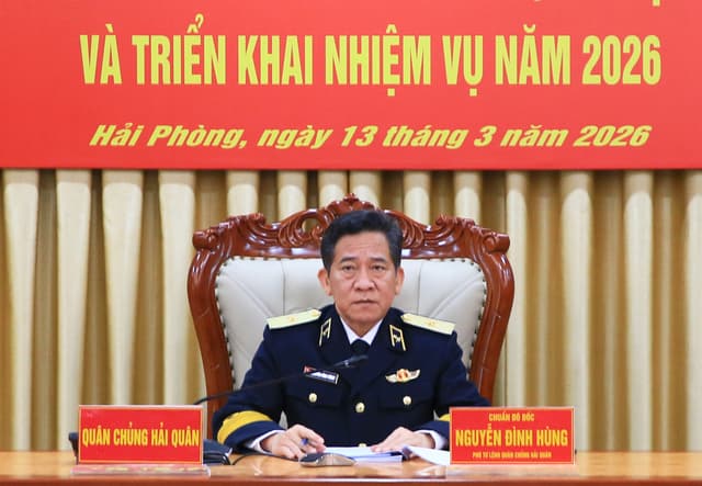 Quân chủng Hải quân: 1 tập thể, 1 cá nhân được tặng Giấy khen trong công tác pháp chế năm 2025