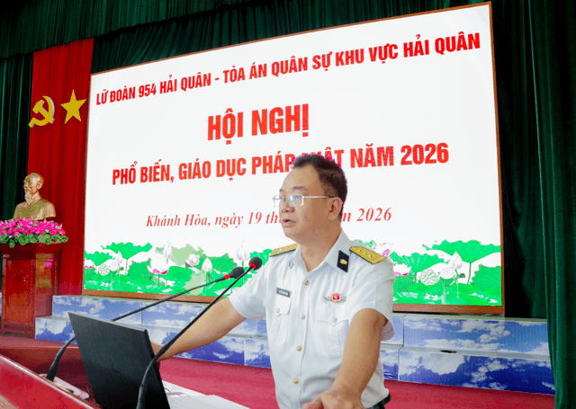 Lữ đoàn 954 nâng cao kiến thức pháp luật cho bộ đội