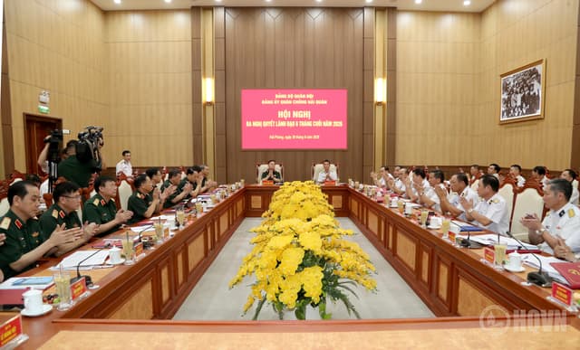 Đại tướng Nguyễn Trọng Nghĩa dự Hội nghị ra nghị quyết lãnh đạo 6 tháng cuối năm 2026 của Đảng ủy Quân chủng Hải quân