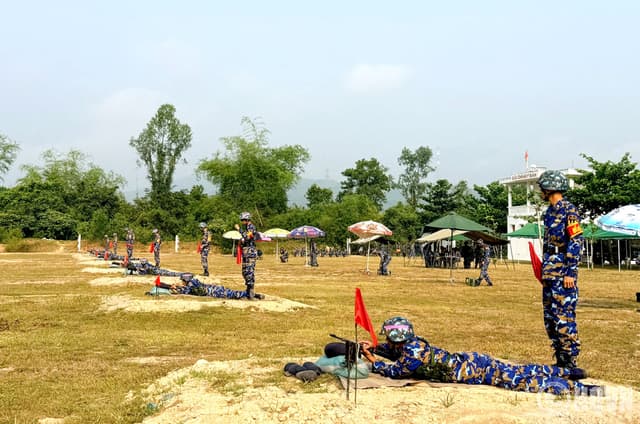 Lữ đoàn 83 kiểm tra bắn tập đạn thật cho chiến sĩ mới