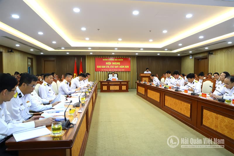 Tiếp tục triển khai đồng bộ, toàn diện, hiệu quả công tác đảng, công tác chính trị