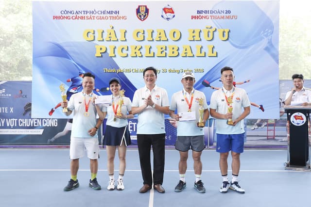 Binh đoàn 20 tổ chức giải giao hữu thể thao