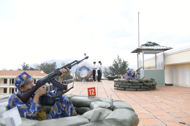 Bộ Tư lệnh Vùng 4 kiểm tra sẵn sàng chiến đấu tại Lữ đoàn 955