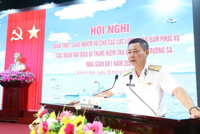Vùng 4 Hải quân giao nhiệm vụ bảo đảm phục vụ các đoàn công tác đi Trường Sa, Nhà giàn DK1
