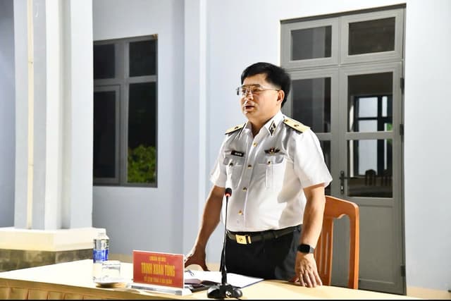 Bộ Tư lệnh Vùng 5 Hải quân đối thoại dân chủ với cán bộ, chiến sĩ các đơn vị