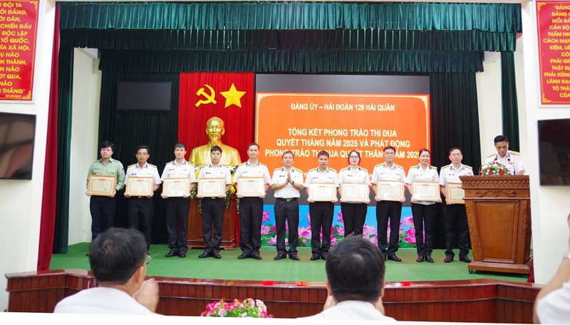 Hải đoàn 129 hoàn thành tốt nhiệm vụ quân sự, quốc phòng và sản xuất kinh doanh năm 2025
