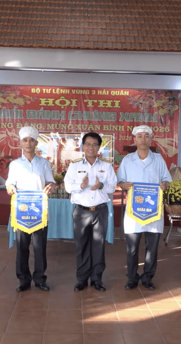 Rộn ràng ngày hội Bánh chưng xanh