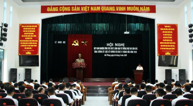 Lữ đoàn 602 rút kinh nghiệm công tác giáo dục chính trị, lãnh đạo tư tưởng