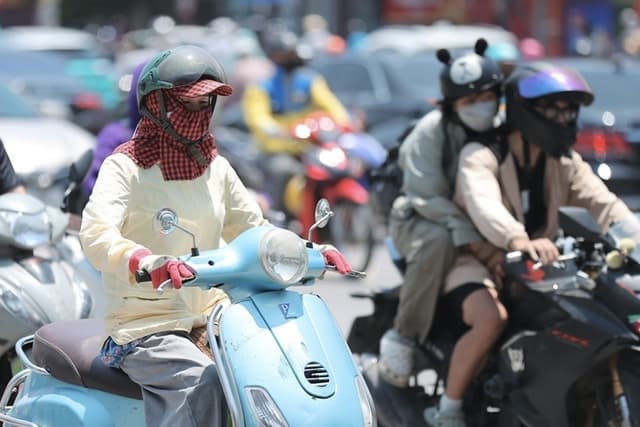 Nắng nóng gay gắt, có nơi hơn 40 độ C