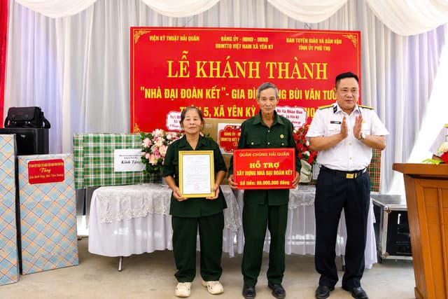 Viện Kỹ thuật Hải quân bàn giao nhà đại đoàn kết tại Phú Thọ
