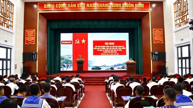 Lữ đoàn 957 rút kinh nghiệm công tác giáo dục chính trị, lãnh đạo tư tưởng