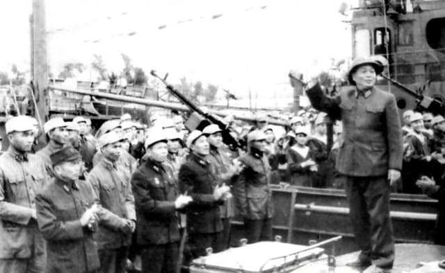 PHÁT HUY GIÁ TRỊ ĐƯỜNG HỒ CHÍ MINH TRÊN BIỂN XÂY DỰNG NỀN QUỐC PHÒNG TOÀN DÂN, BẢO VỆ TỔ QUỐC TRONG TÌNH HÌNH MỚI