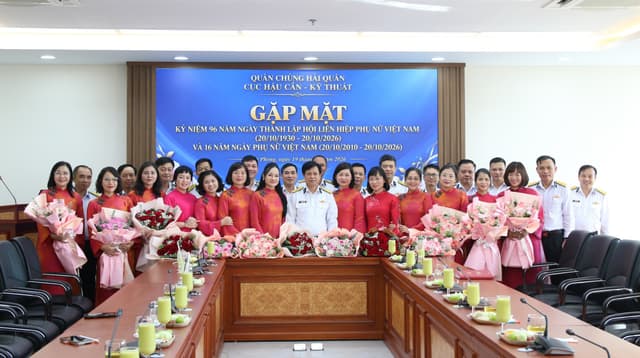 Cơ quan Cục Hậu cần - Kỹ thuật Hải quân gặp mặt kỷ niệm Ngày Phụ nữ Việt Nam 20/10