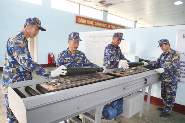 Khai xuân cùng lính Kho 862