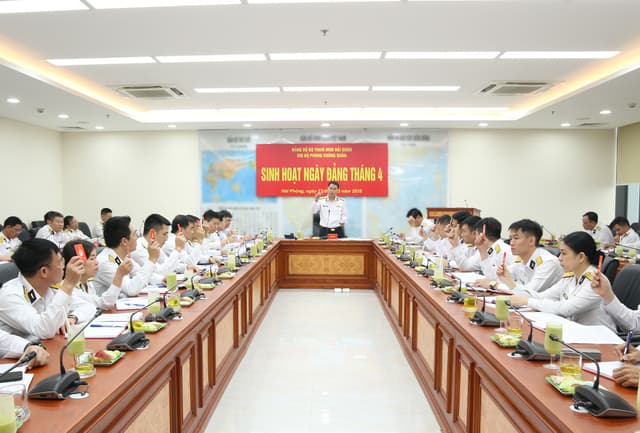 Chi bộ Phòng Không quân sinh hoạt mẫu rút kinh nghiệm trong Đảng bộ Bộ Tham mưu Hải quân