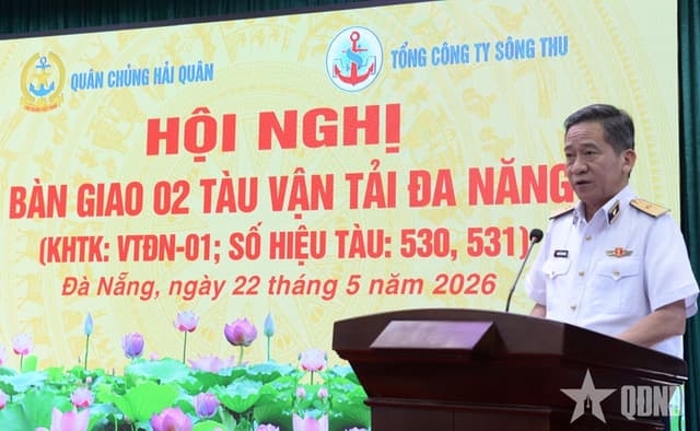 Tổng công ty Sông Thu bàn giao 2 tàu vận tải đa năng