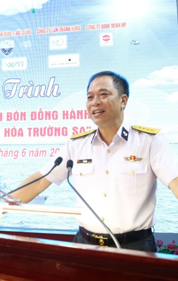 Vùng 4 Hải quân tiếp nhận vật tư, cây giống hưởng ứng Chương trình “Xanh hóa Trường Sa”