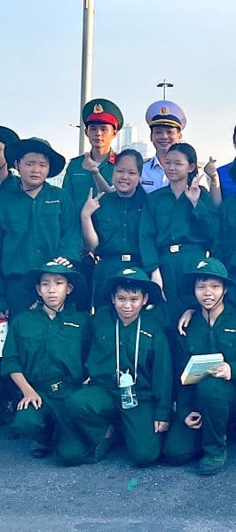 Lữ đoàn 161: Phối hợp tuyên truyền biển đảo và hoạt động học kỳ quân đội
