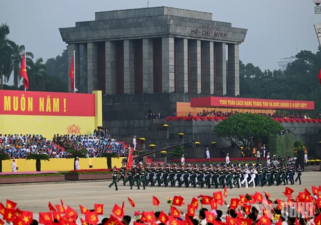 Đẩy mạnh học tập, thực hành theo Bác trong toàn quân
