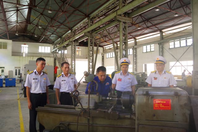 Nhà máy X48 hoàn thành tốt nhiệm vụ xây dựng đơn vị vững mạnh toàn diện
