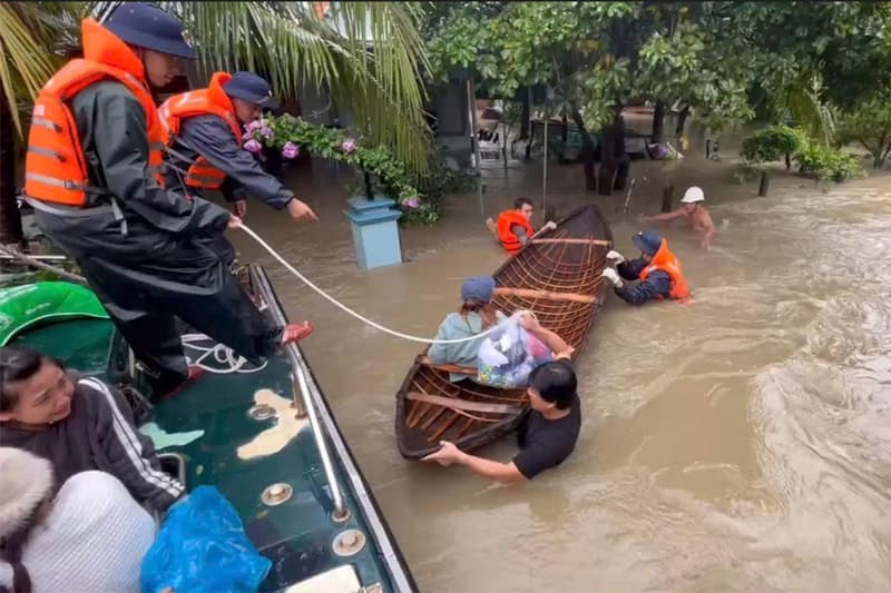 Cảnh báo tình trạng phát tán thông tin sai lệch trong mùa lũ gây hoang mang dư luận xã hội