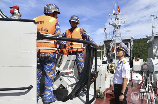 Quân chủng Hải quân kiểm tra đơn vị vững mạnh toàn diện “mẫu mực, tiêu biểu” tại Vùng 1