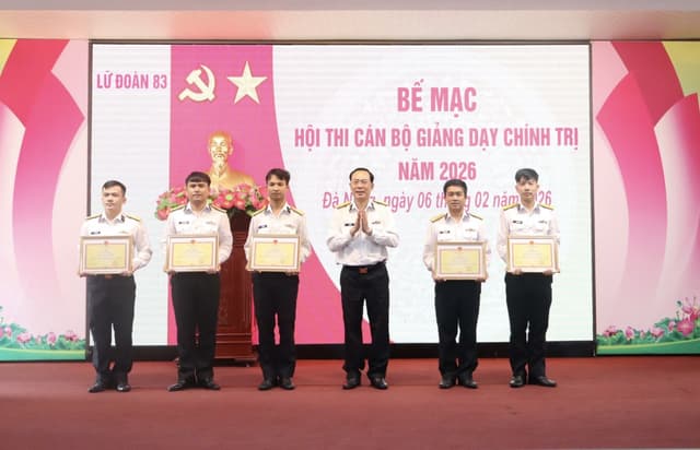 Lữ đoàn Công binh 83: Bế mạc Hội thi cán bộ giảng dạy chính trị năm 2026