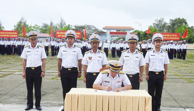 Chiến sĩ mới Vùng 5 bước vào mùa huấn luyện 2026