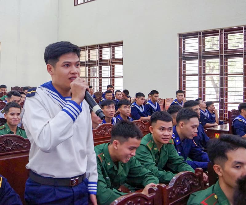 Trường Cao đẳng Kỹ thuật Hải quân đối thoại dân chủ Quý I năm 2026