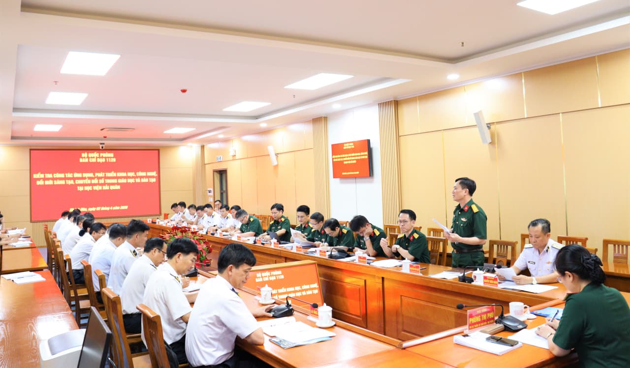 Bộ Quốc phòng kiểm tra chuyển đổi số tại Học viện Hải quân