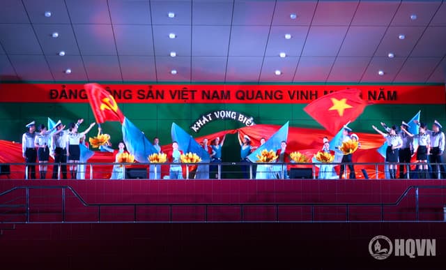 Chương trình nghệ thuật “Khát vọng biển”