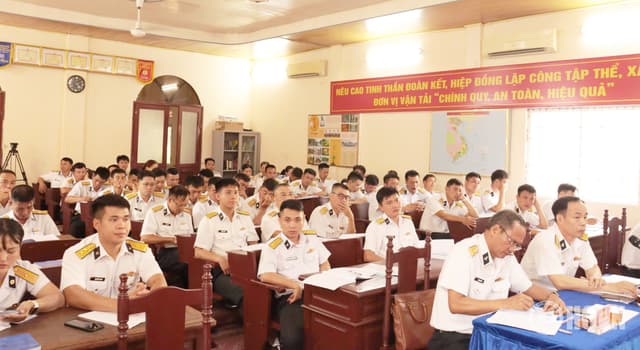 Tiểu đoàn 45 rút kinh nghiệm công tác giáo dục chính trị, lãnh đạo tư tưởng 6 tháng đầu năm 2026