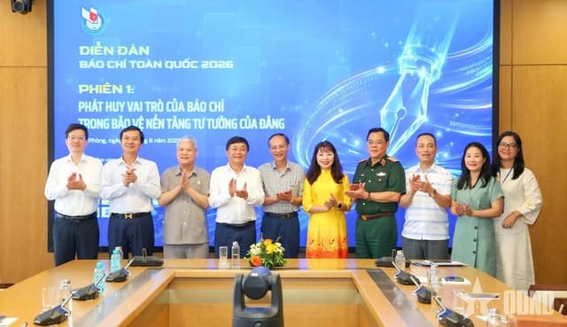 Bảo vệ nền tảng tư tưởng của Đảng chính là bảo vệ niềm tin của nhân dân