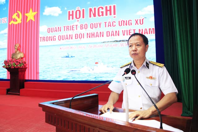Lữ đoàn 162 quán triệt Bộ Quy tắc ứng xử trong Quân đội nhân dân Việt Nam