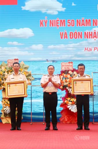 Kỷ niệm 50 năm Ngày thành lập Phòng Quản lý kỹ thuật tàu và Phòng Quản lý xí nghiệp