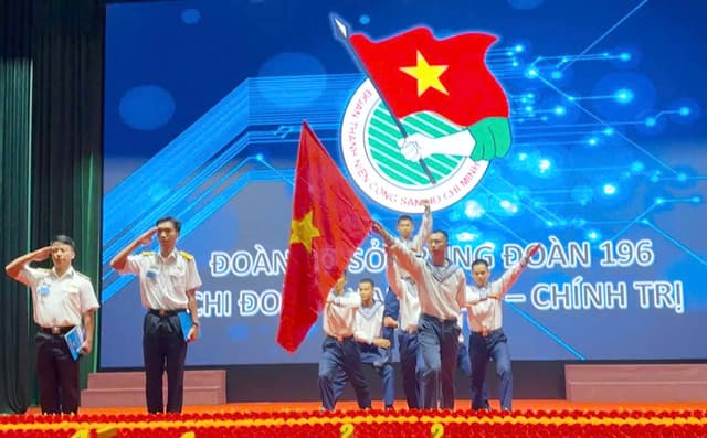 Trung đoàn 196: Hội thi cán bộ đoàn giỏi và tuyên truyền viên trẻ